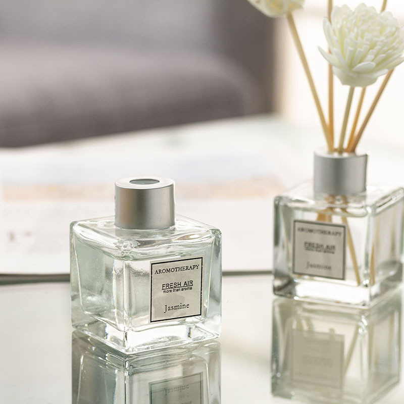 Home Fragrance Jasmine Diffuser - Huile Essentielle d'Aromathérapie Sans Flamme 50ml,